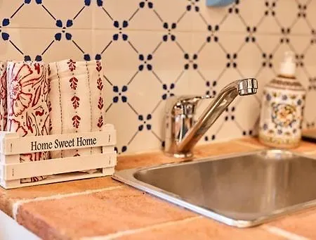 La Casina Di Iole Apartment
